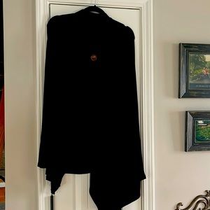 Bobeau Super Soft Single Button Sleeved Cape / Size 3X. Black